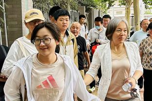 空档太大！回看阿森纳遭绝杀：马丁内利失误，赖斯等人未前压防守