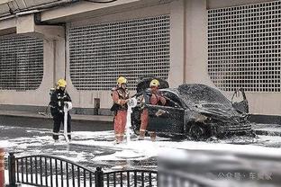 这小伙真不错！黎伊扬半场完美控场&送12助攻0失误 另有3分4板